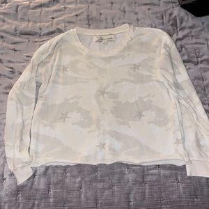 Vintage Havana cropped white camo sweatshirt!
